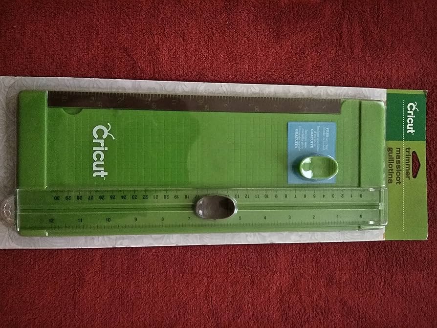 Amazon.com: Cricut 29-0012 Trimmer : Arts, Crafts & Sewing